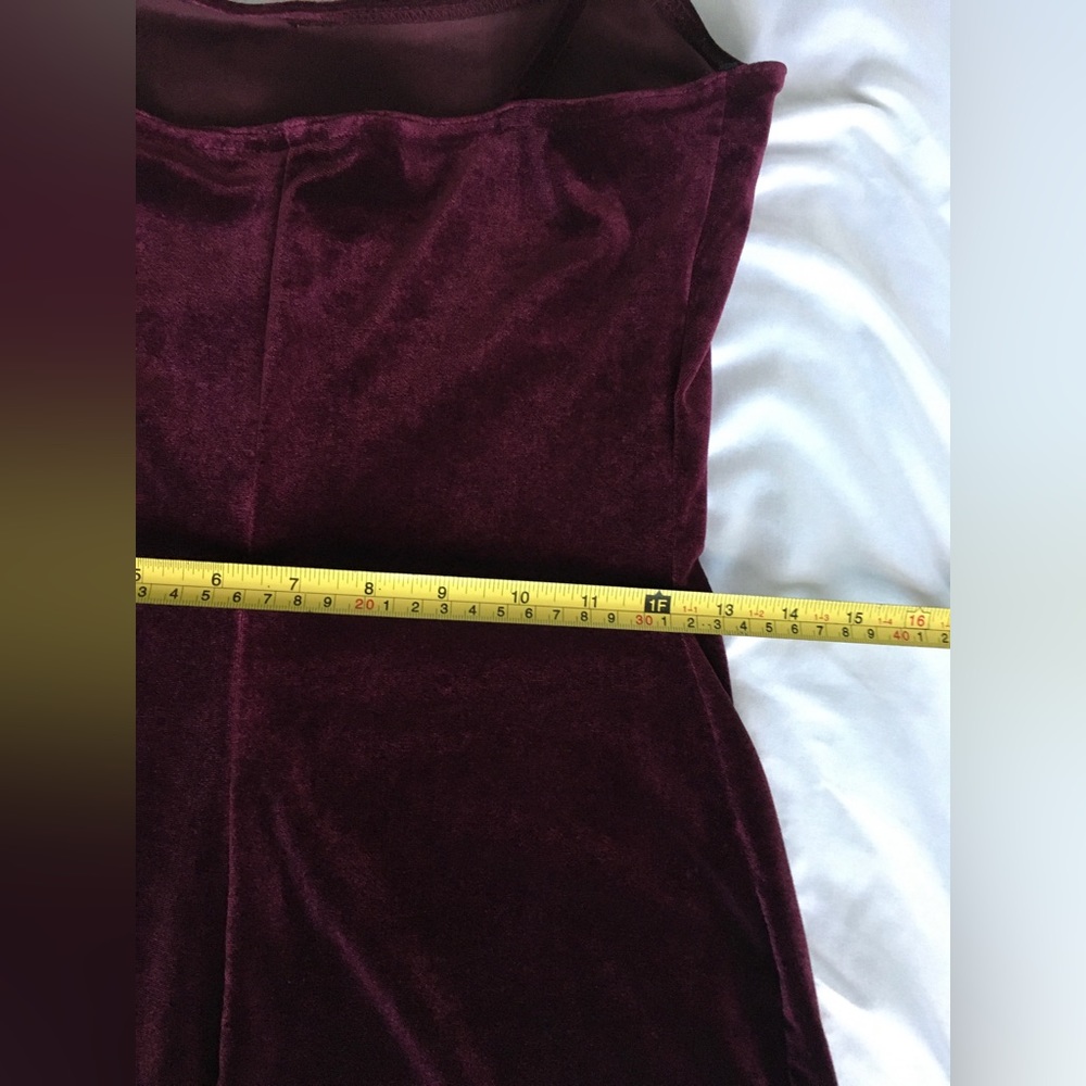 90’s EUC elegant burgundy velvet gown with high front slit. Stretchy. - Picture 12 of 14